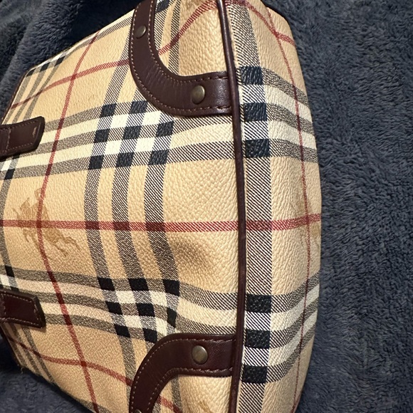 Burberry bag - Picture 3 of 10